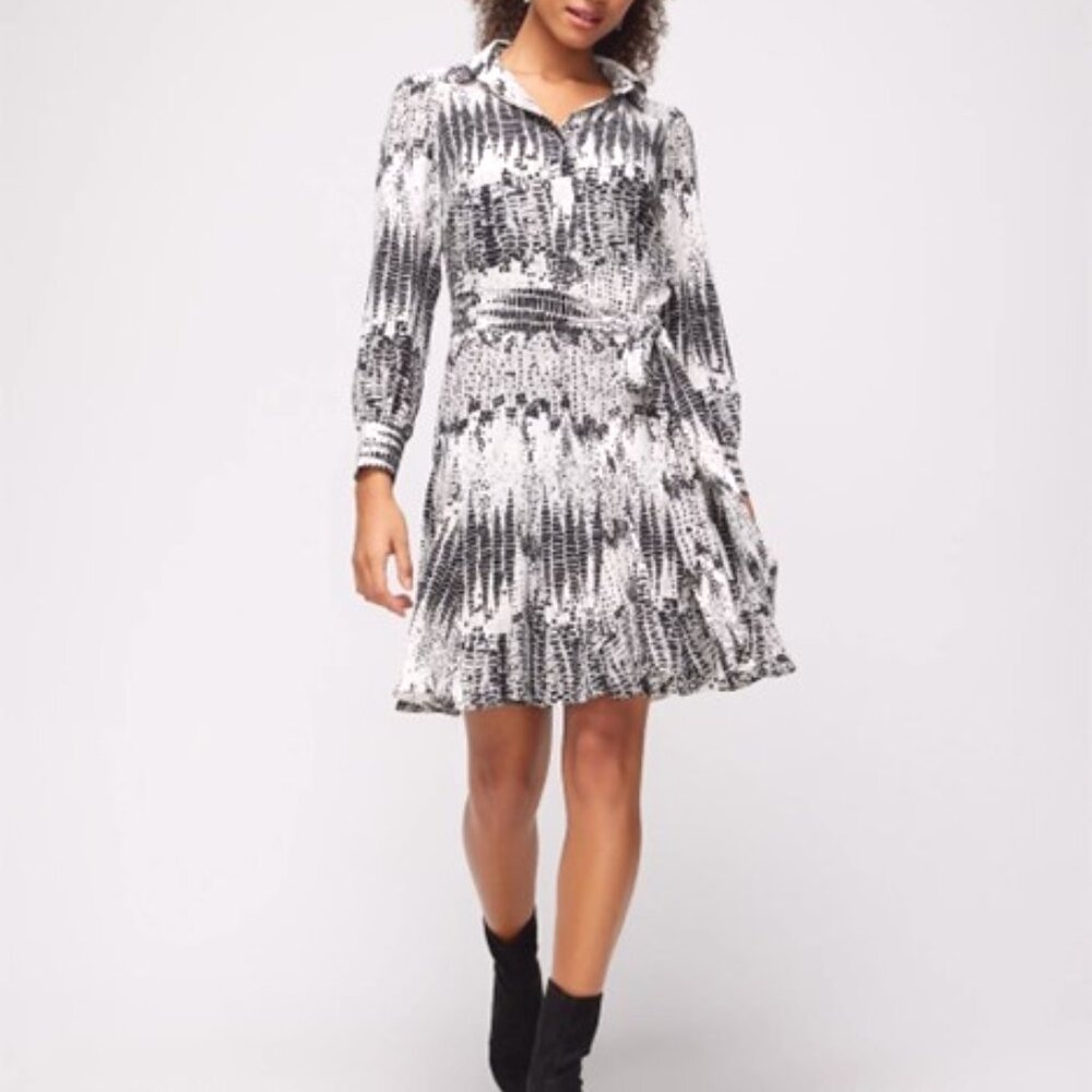 White House/Black Market Godet Long-Sleeved Shirt Dress-Size 6-NWT - Picture 1 of 14